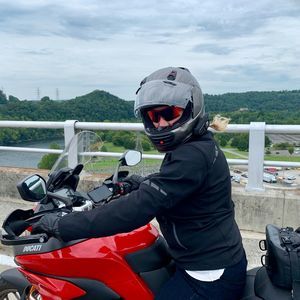 Meet your Posher, Jenny